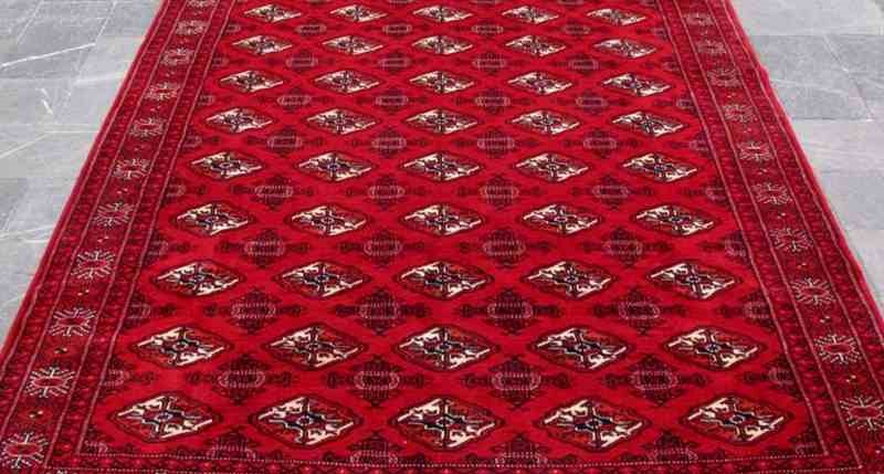 گلیم طرح ترکمن صحرا با نقوش اصیل و بافت هنرمندانه